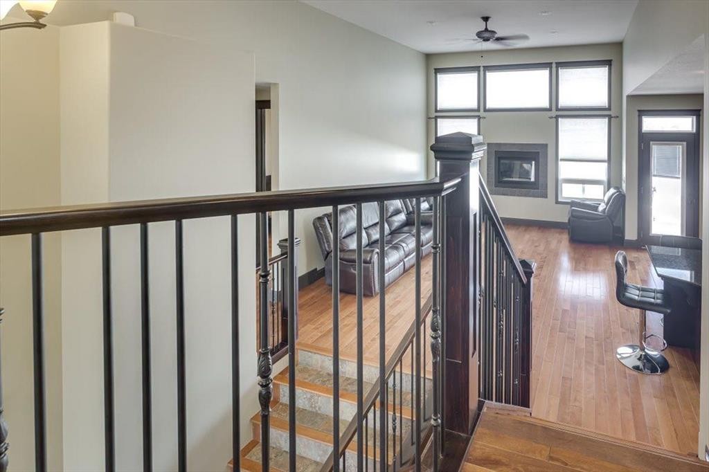 









7021


Cobb

Street,
Lacombe,




AB
T4L0C1

