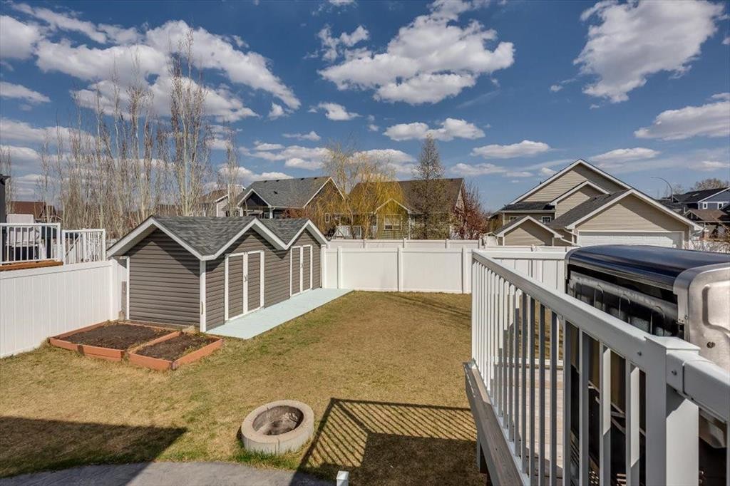 









7021


Cobb

Street,
Lacombe,




AB
T4L0C1

