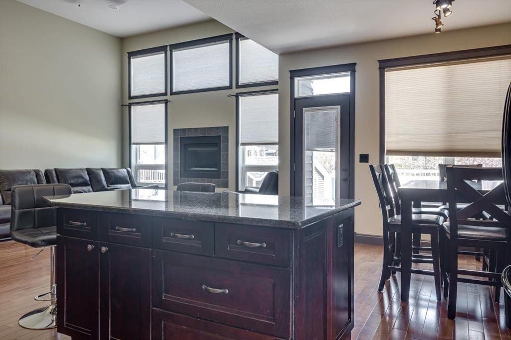 









7021


Cobb

Street,
Lacombe,




AB
T4L0C1


