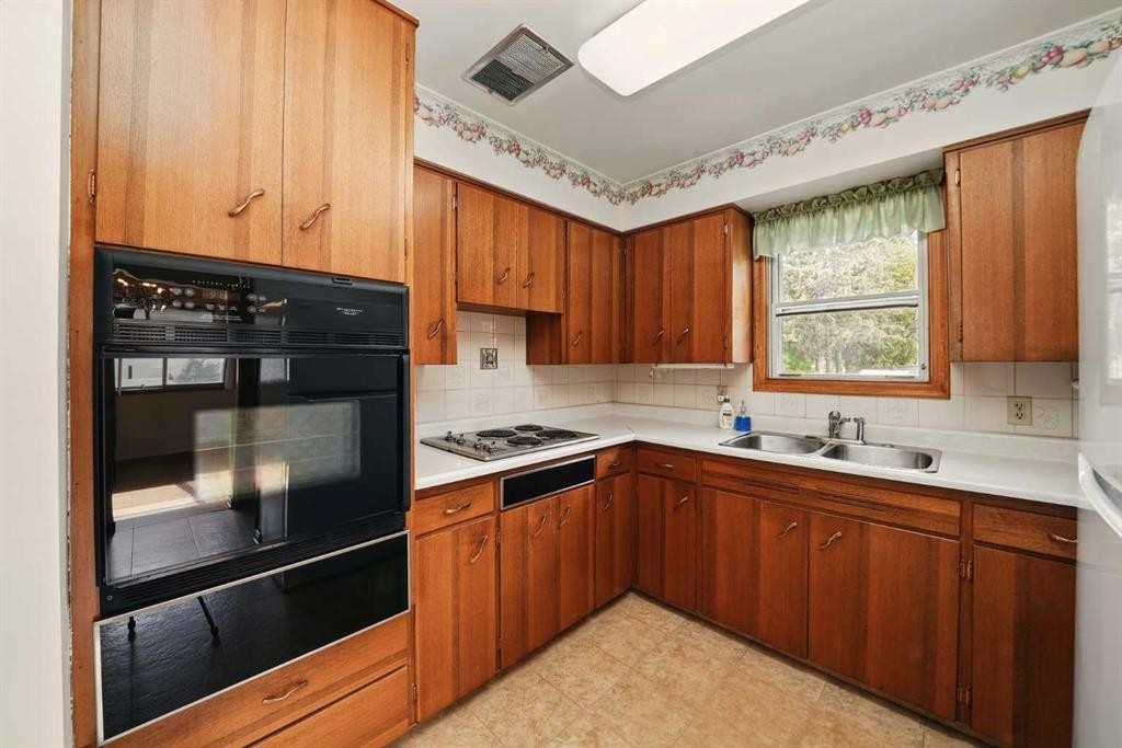 









4138


35

Street,
Red Deer,




AB
T4N0P8

