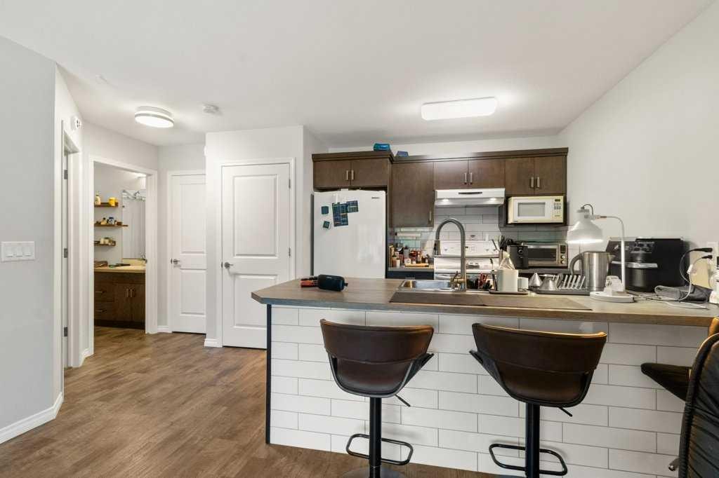 









39


Hampton

Crescent,
Sylvan Lake,




AB
T4S 0N2

