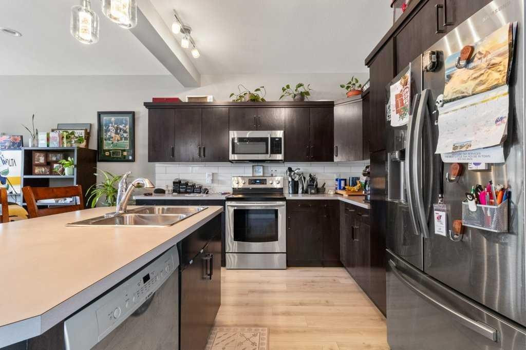 









39


Hampton

Crescent,
Sylvan Lake,




AB
T4S 0N2

