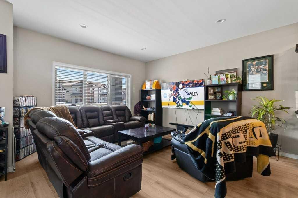 









39


Hampton

Crescent,
Sylvan Lake,




AB
T4S 0N2

