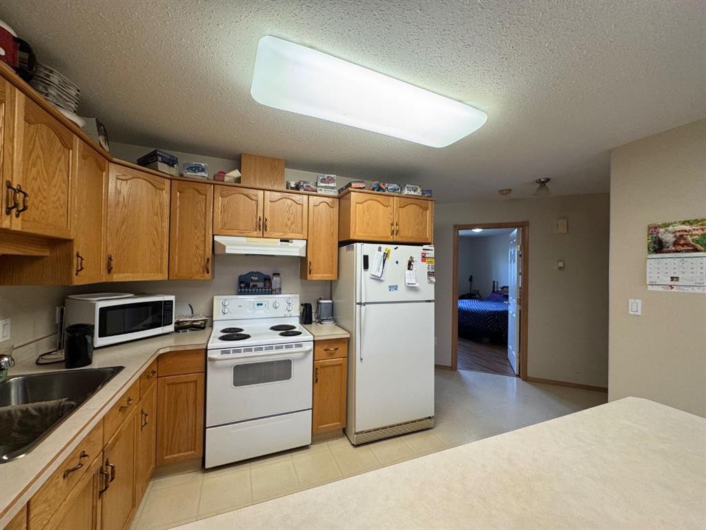 









4919


56

Street,
Camrose,




AB
T4V 2C6

