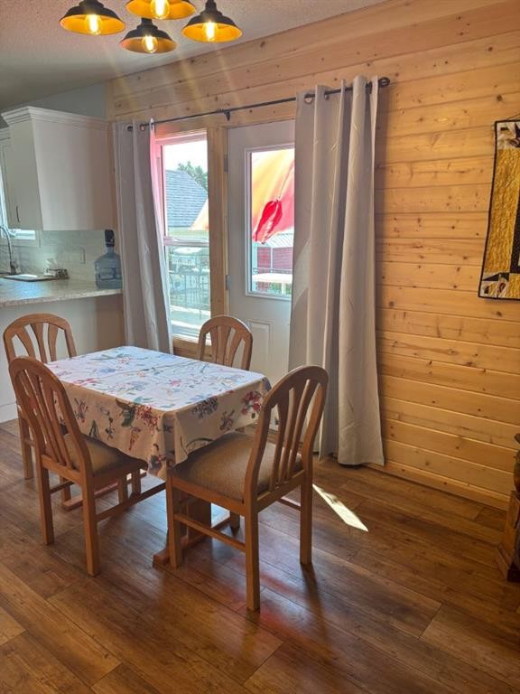 









5615


49

Avenue,
Killam,




AB
T0B2L0

