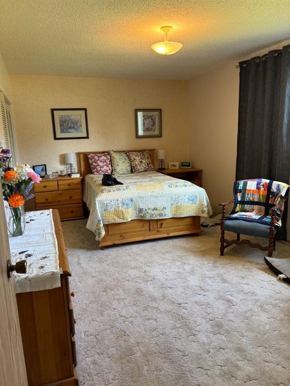 









5615


49

Avenue,
Killam,




AB
T0B2L0

