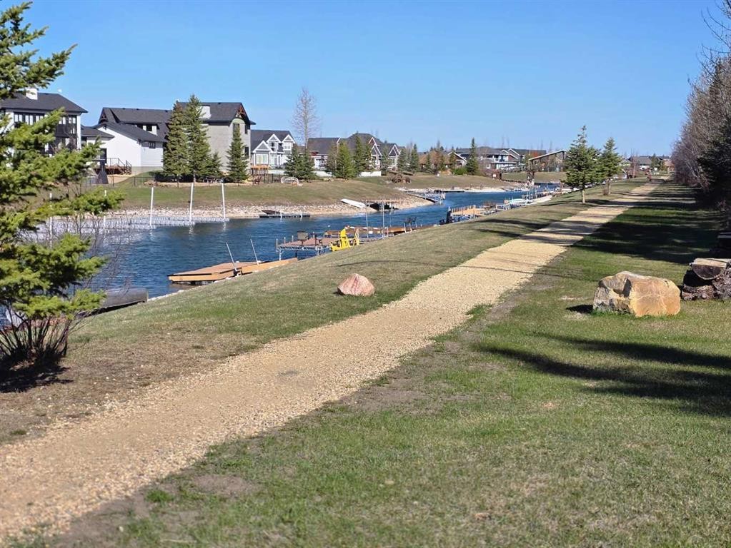 









681


Springside Crescent

,
Rural Ponoka County,







AB
T0C 2J0

