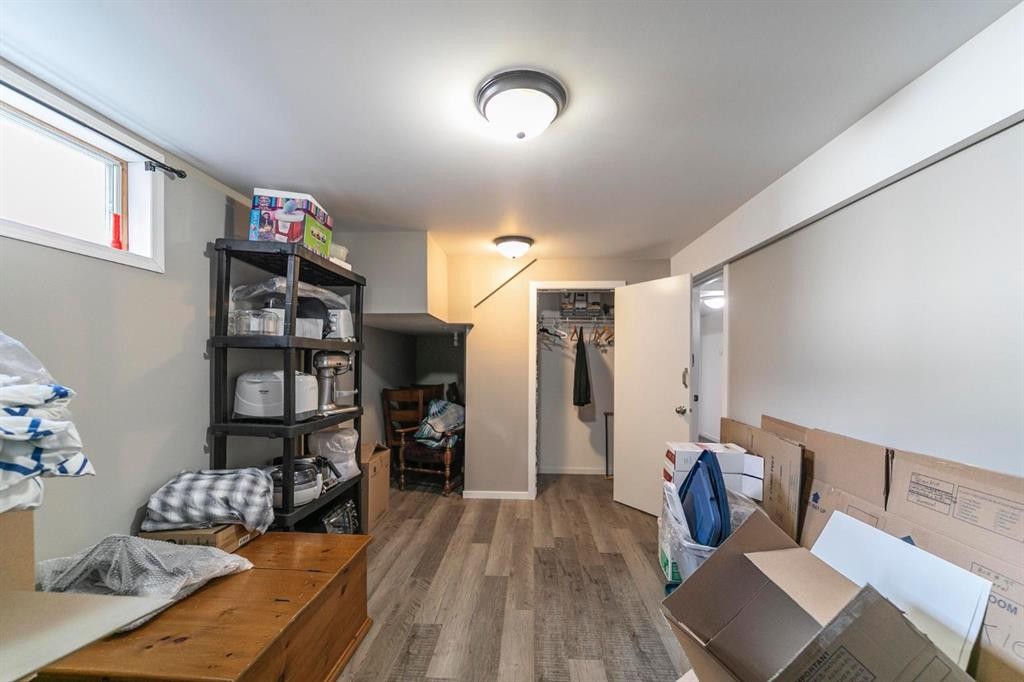 









4309


72

Street,
Camrose,




AB
T4V 3X6


