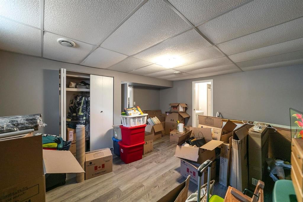 









4309


72

Street,
Camrose,




AB
T4V 3X6

