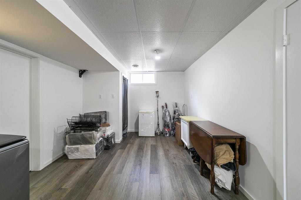 









4309


72

Street,
Camrose,




AB
T4V 3X6

