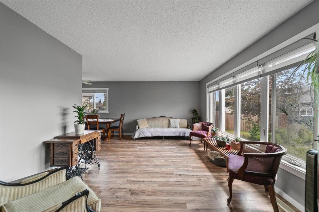 









4309


72

Street,
Camrose,




AB
T4V 3X6

