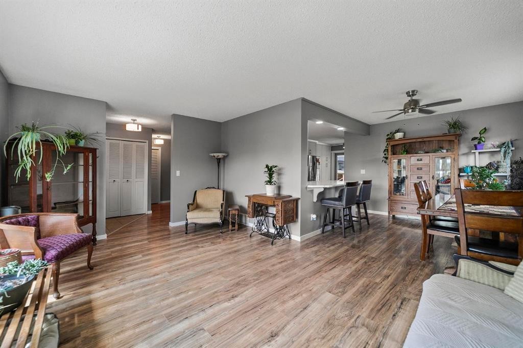 









4309


72

Street,
Camrose,




AB
T4V 3X6

