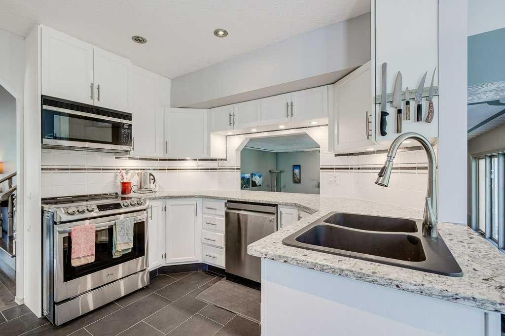 









138


Douglas

Avenue East,
Red Deer,




AB
T4R2G6


