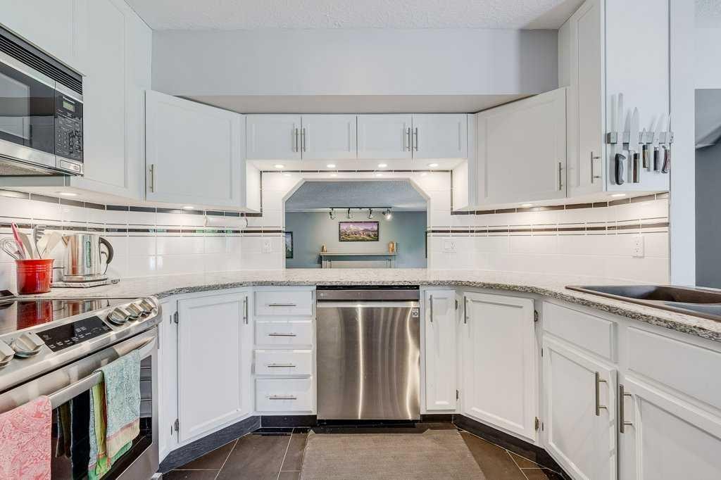 









138


Douglas

Avenue East,
Red Deer,




AB
T4R2G6

