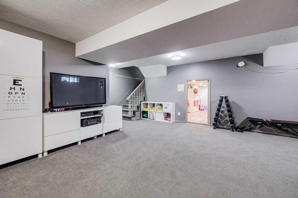 









138


Douglas

Avenue East,
Red Deer,




AB
T4R2G6

