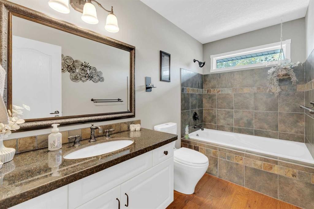 









20


Lakes

Close,
Lacombe,




AB
T4L 1S4


