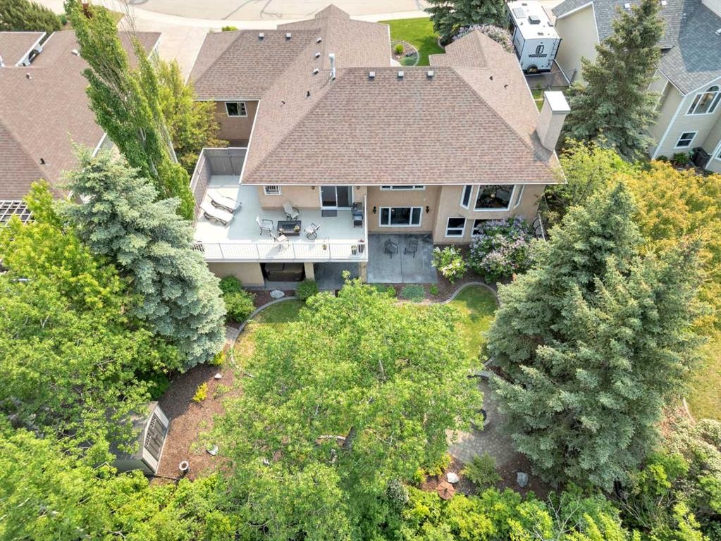 









20


Lakes

Close,
Lacombe,




AB
T4L 1S4

