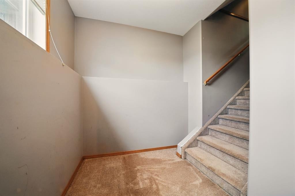 









13


Fern Glade

Crescent,
Sylvan Lake,




AB
T4S1Z5

