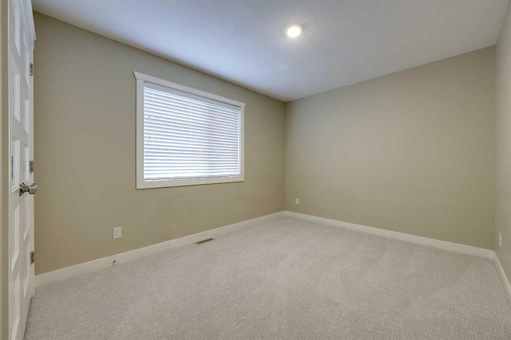 









471


Townsend

Street,
Red Deer,




AB
T4P 0Y5

