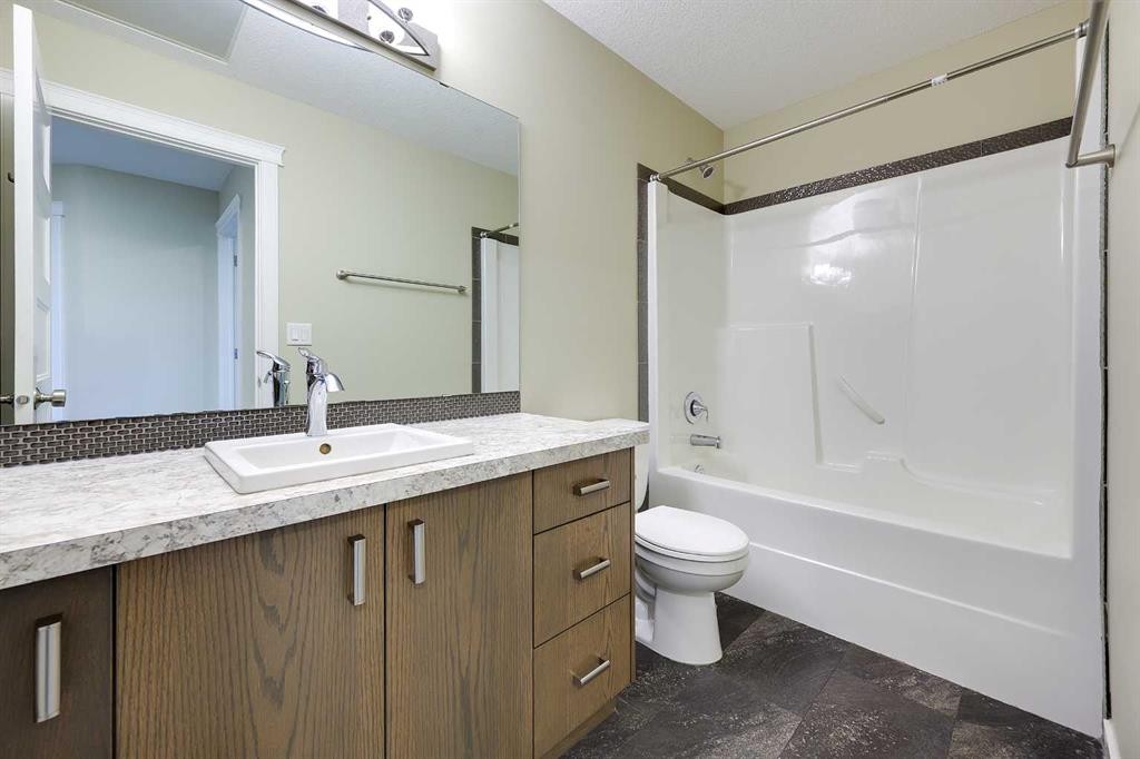 









471


Townsend

Street,
Red Deer,




AB
T4P 0Y5

