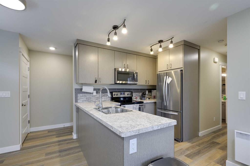 









471


Townsend

Street,
Red Deer,




AB
T4P 0Y5

