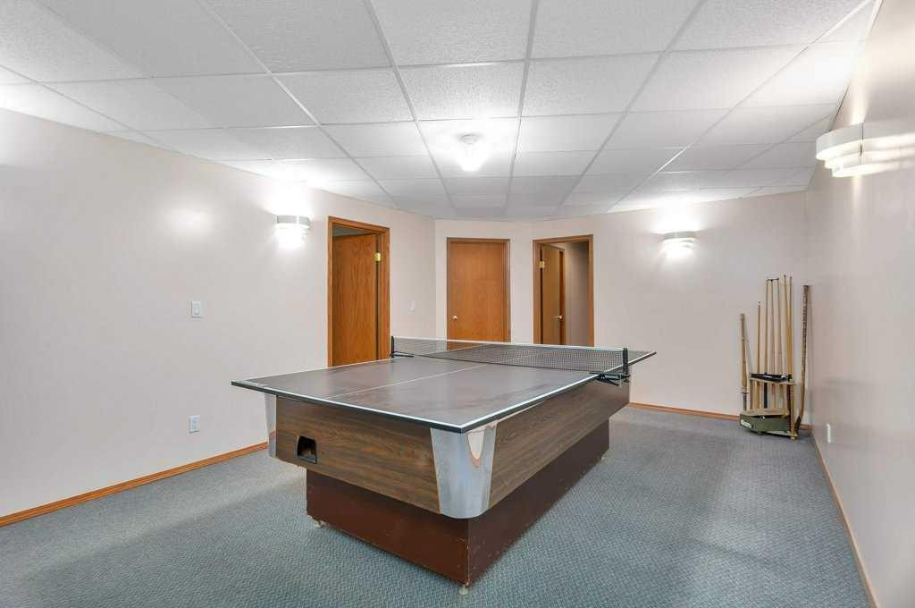 









27556


Township Road 372

,
Rural Red Deer County,




AB
T4G 0M5

