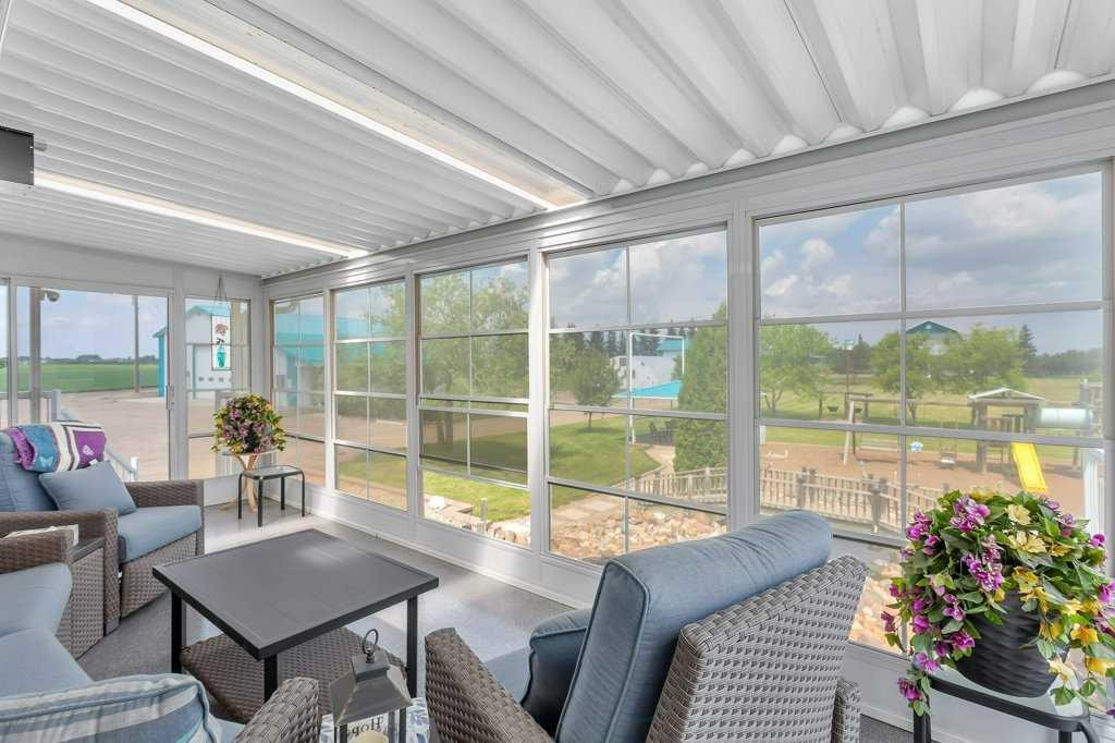 









27556


Township Road 372

,
Rural Red Deer County,




AB
T4G 0M5

