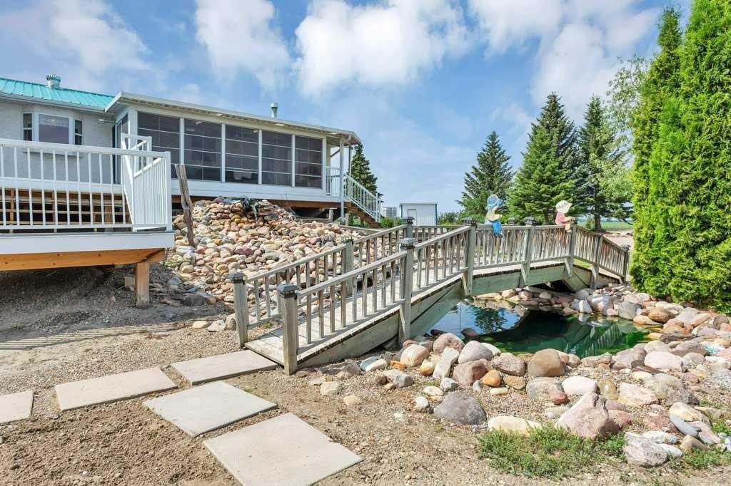 









27556


Township Road 372

,
Rural Red Deer County,




AB
T4G 0M5

