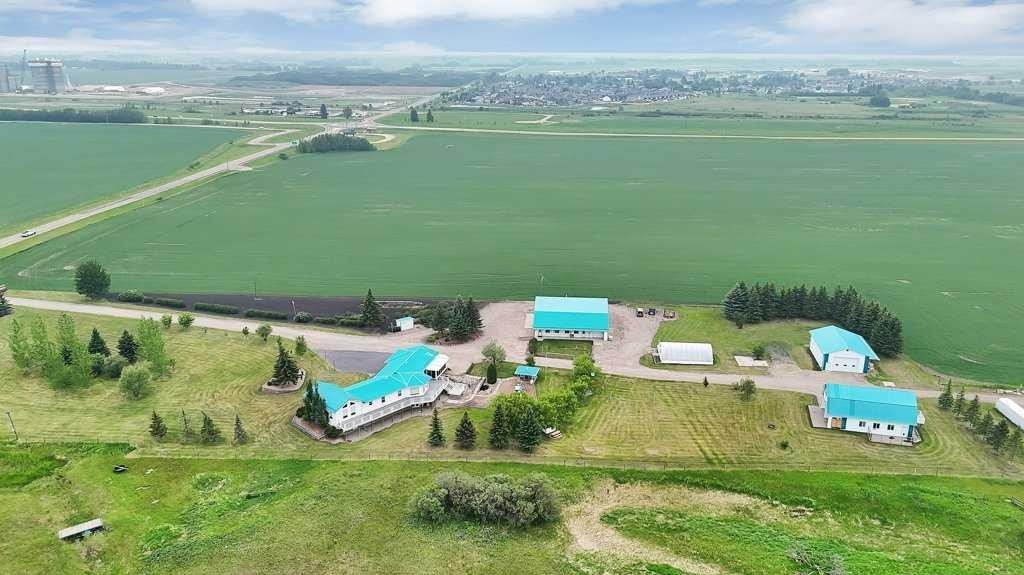 









27556


Township Road 372

,
Rural Red Deer County,




AB
T4G 0M5

