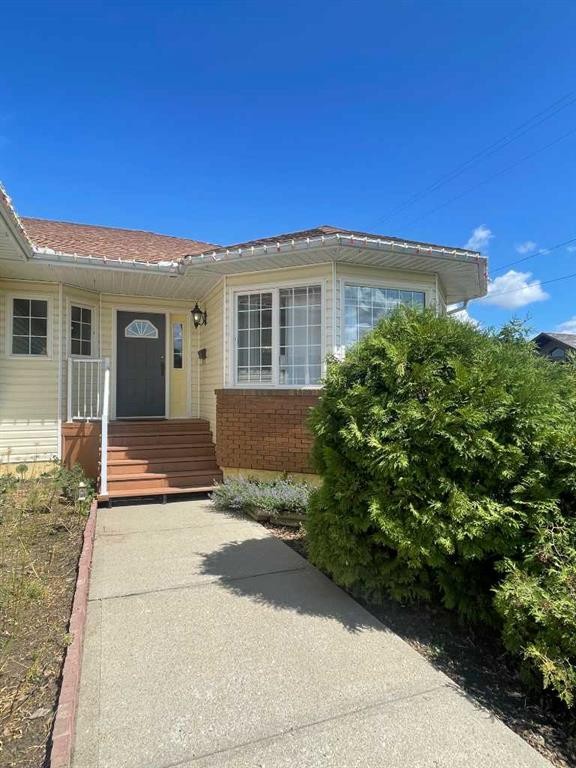 









5203


45

Street,
Consort,




AB
t0c 1b0

