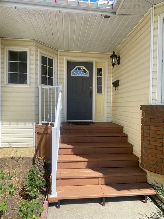 









5203


45

Street,
Consort,




AB
t0c 1b0

