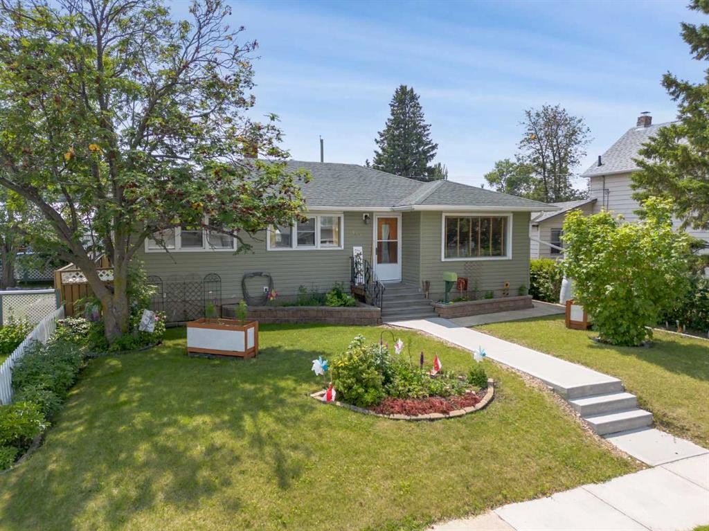 









4919


48

Street,
Innisfail,




AB
T4G 1N1

