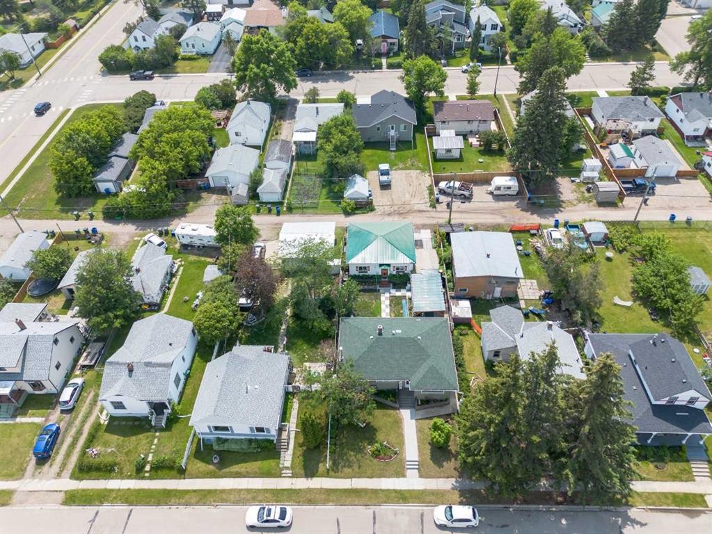 









4919


48

Street,
Innisfail,




AB
T4G 1N1

