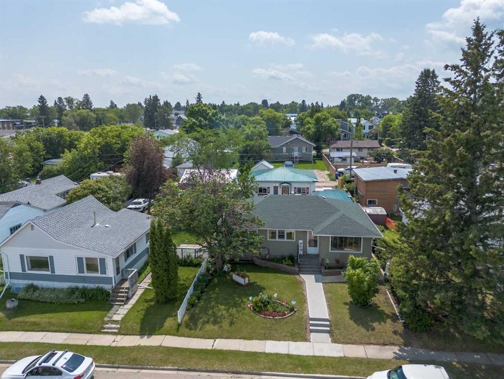









4919


48

Street,
Innisfail,




AB
T4G 1N1

