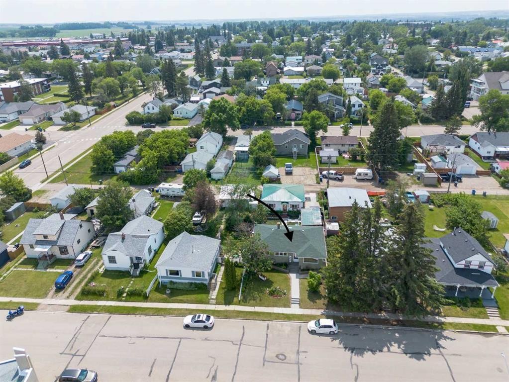 









4919


48

Street,
Innisfail,




AB
T4G 1N1

