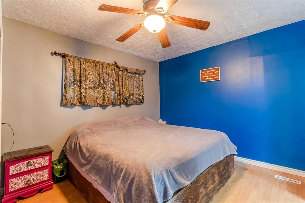 









24


Main Street

,
Ardley,




AB
T0M 0V0

