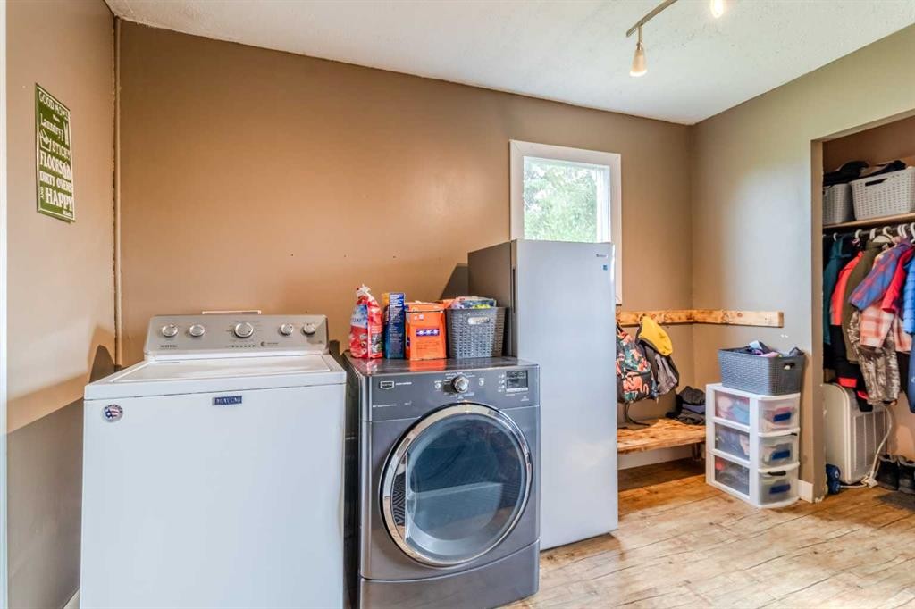 









24


Main Street

,
Ardley,




AB
T0M 0V0


