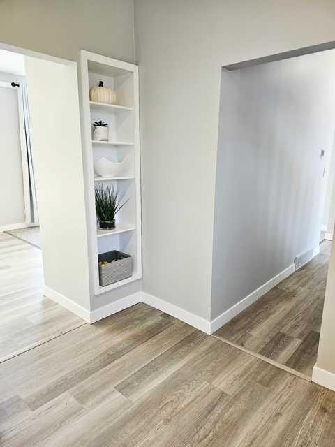 









1835


23 Avenue

,
Delburne,




AB
T0M 0V0


