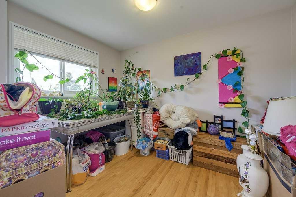 









3907


39

Street, 1604,
Red Deer,




AB
T4N 0M6

