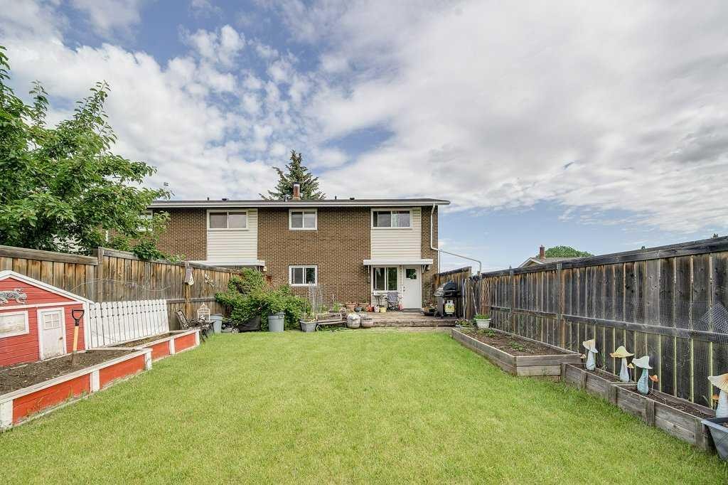 









3907


39

Street, 1604,
Red Deer,




AB
T4N 0M6

