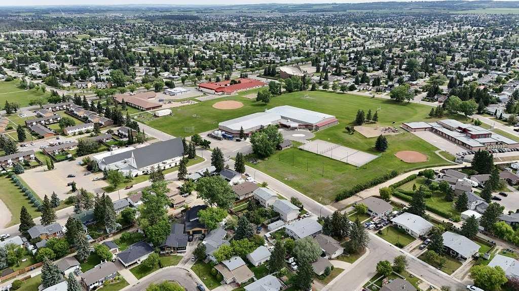 









3907


39

Street, 1604,
Red Deer,




AB
T4N 0M6

