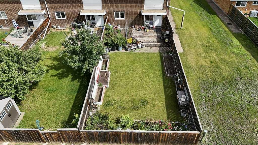 









3907


39

Street, 1604,
Red Deer,




AB
T4N 0M6

