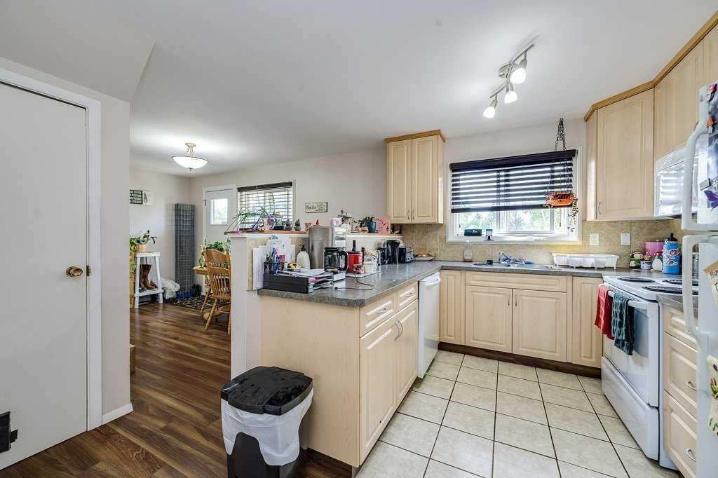 









3907


39

Street, 1604,
Red Deer,




AB
T4N 0M6

