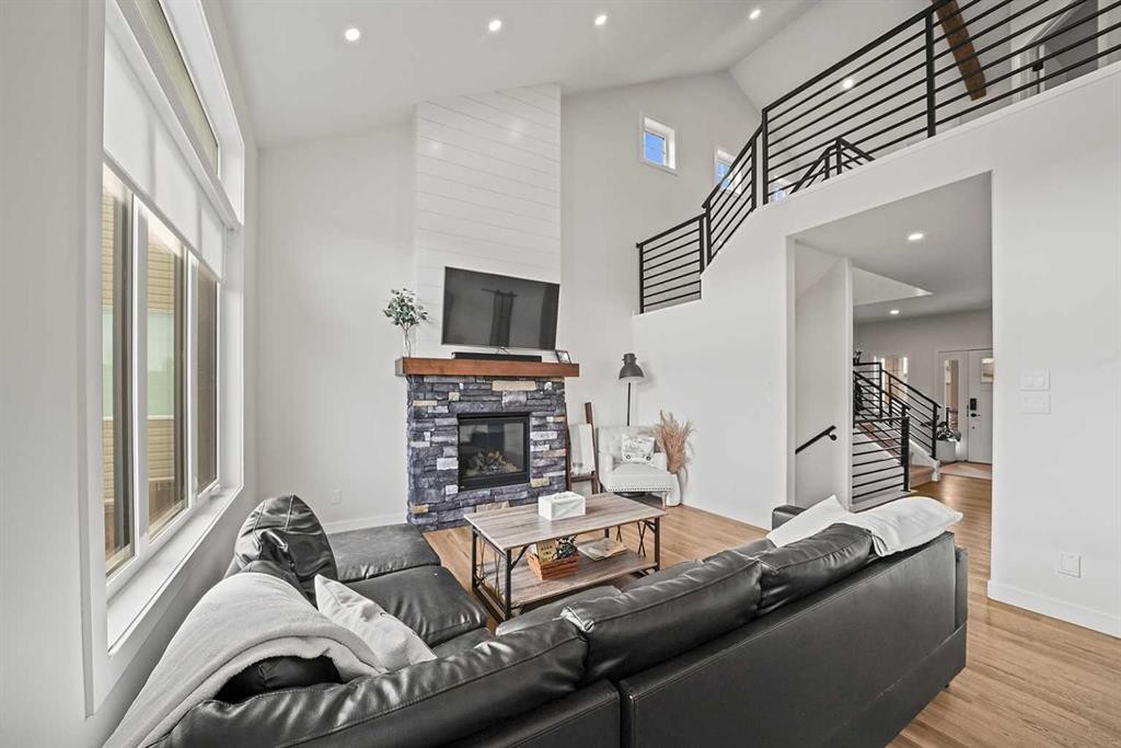 









37


Arrowwood

Close,
Blackfalds,




AB
T4M 0H9

