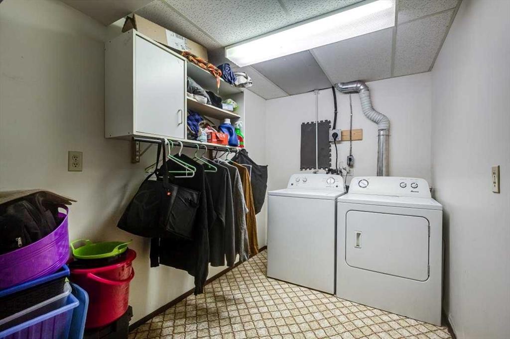 









20


Larne

Place,
Penhold,




AB
T0M 1R0

