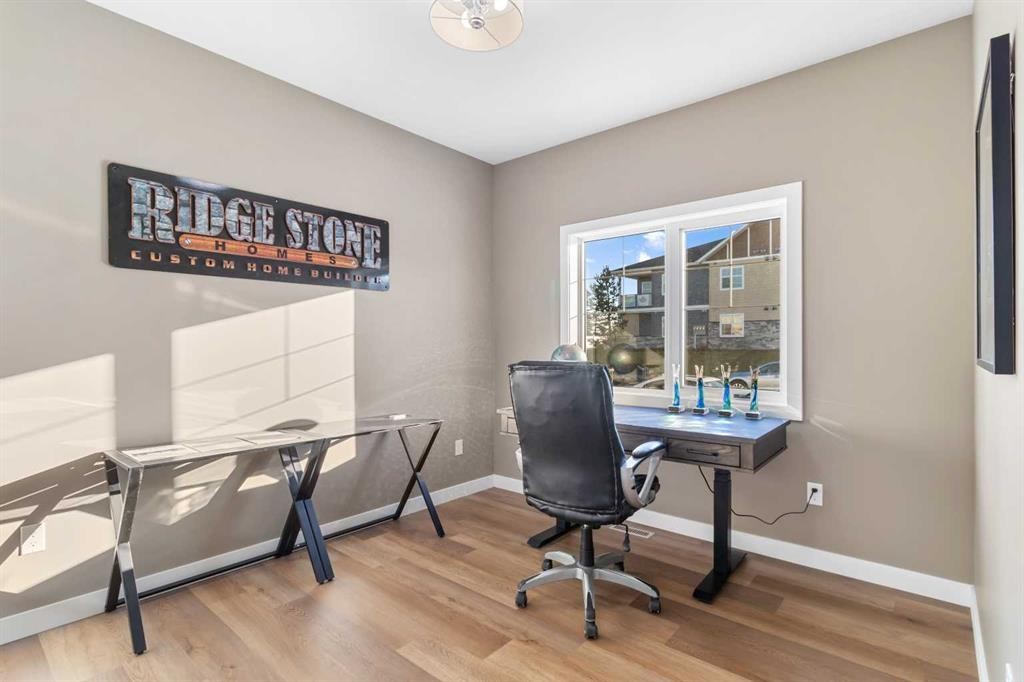 









4930


Beardsley

Avenue,
Lacombe,




AB
T4L0G4

