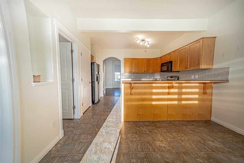 









42


Kanten

Close,
Red Deer,




AB
T4P4E6

