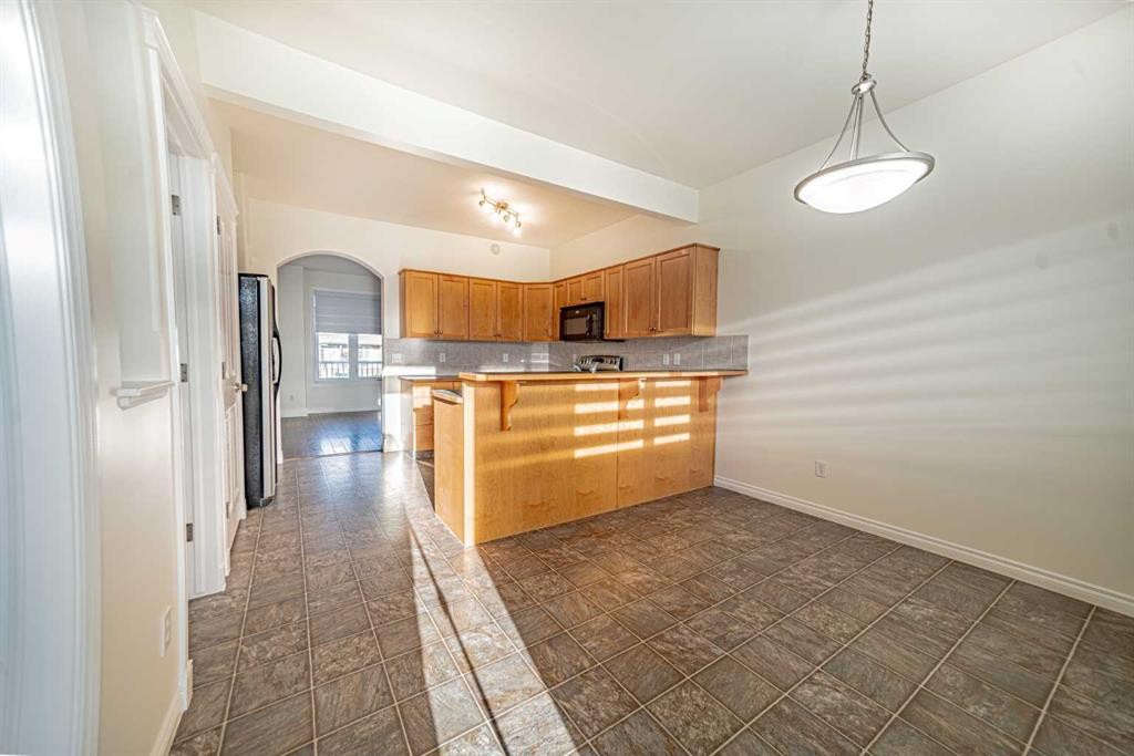 









42


Kanten

Close,
Red Deer,




AB
T4P4E6

