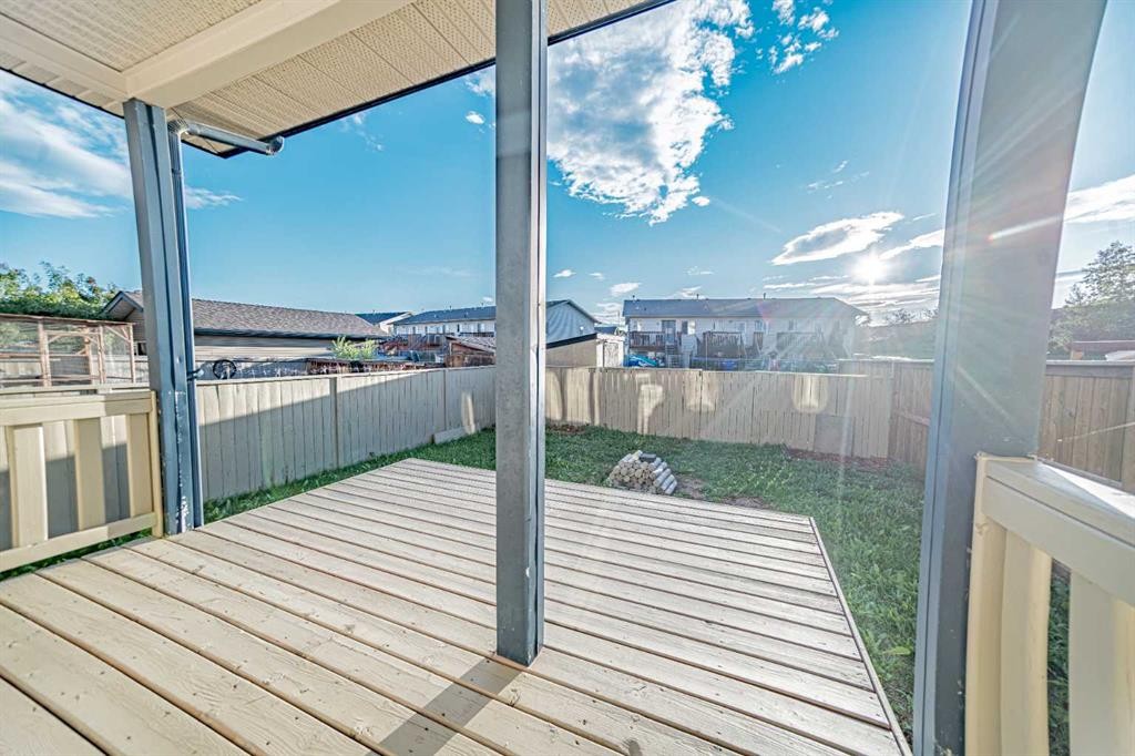 









42


Kanten

Close,
Red Deer,




AB
T4P4E6

