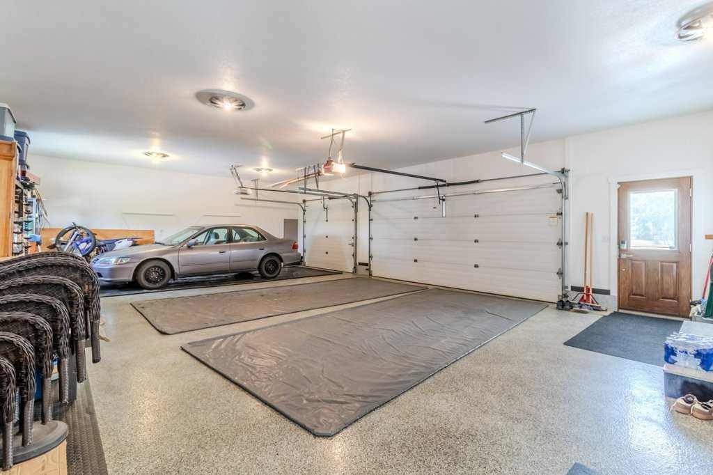 









1236


384

Township, 105,
Rural Red Deer County,




AB
T4E 0P1

